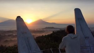 Sunrise di Gereja Ayam
