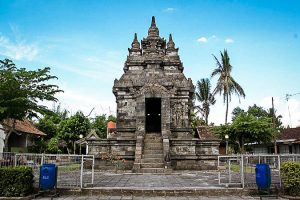 https://www.saintd.co/2019/01/destinasi-wisata-candi-pawon.html