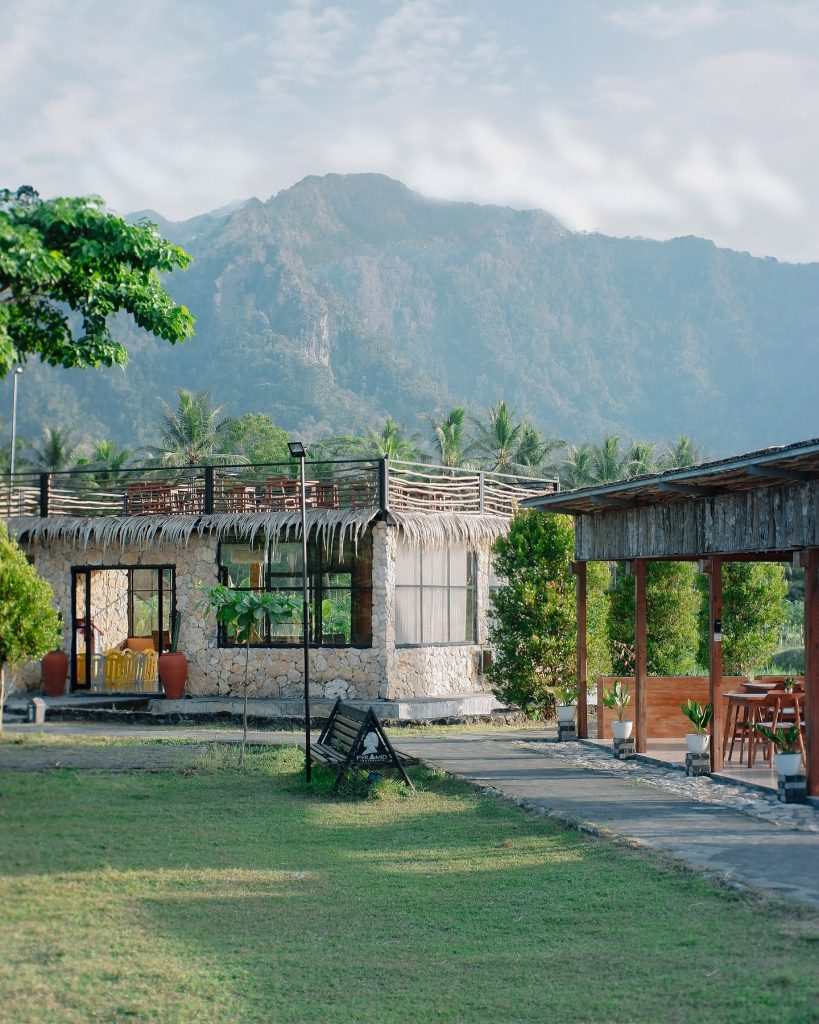 D'WANU Eatery & Artisan Steak