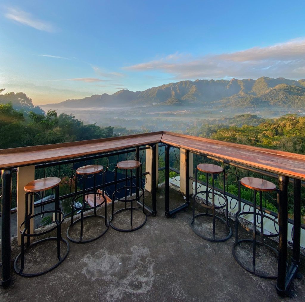 Ruang Outdoor Kedai Bukit Rhema